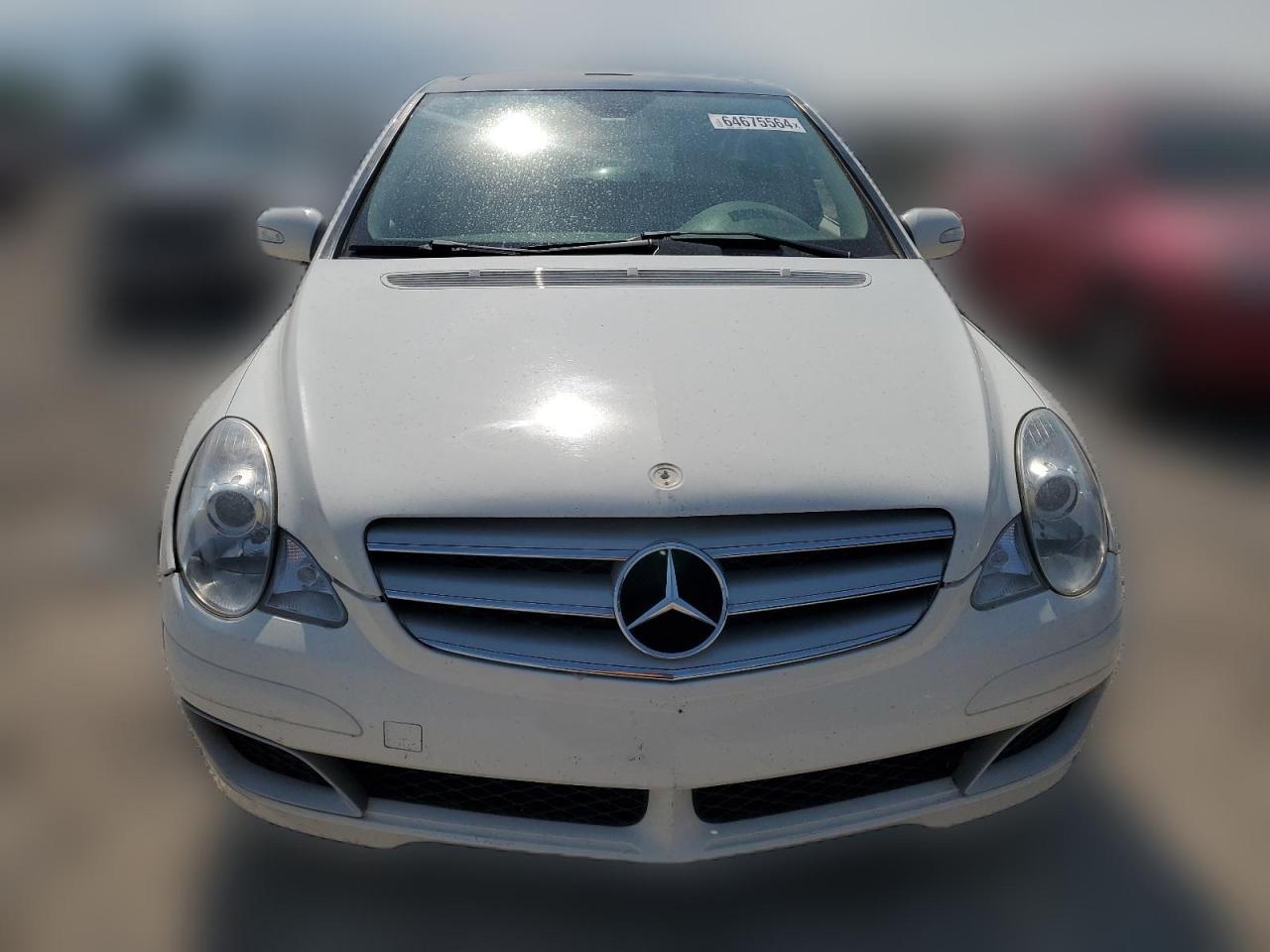 2007 Mercedes-Benz R 350 VIN: 4JGCB65E07A047334 Lot: 64675564