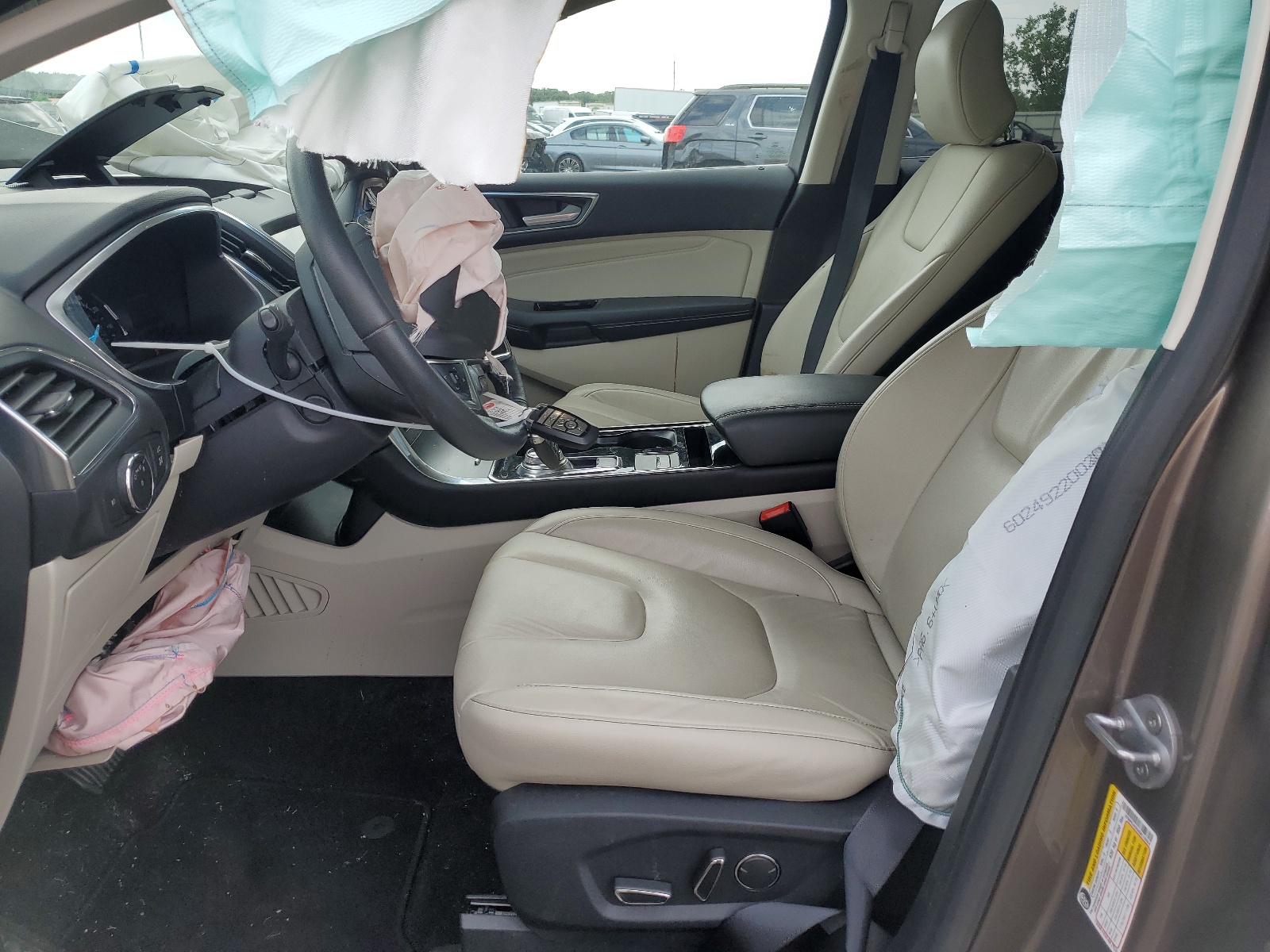 2FMPK3K95KBC18664 2019 Ford Edge Titanium