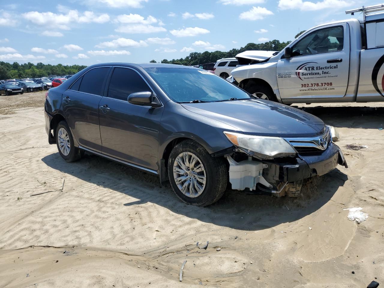 2014 Toyota Camry - Image 4