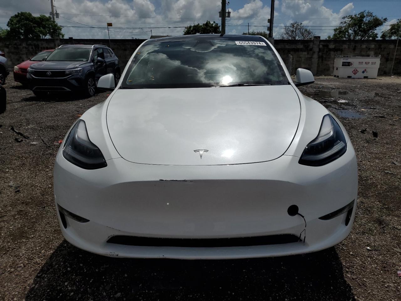 7SAYGDEE8RA230880 Tesla Model Y  5