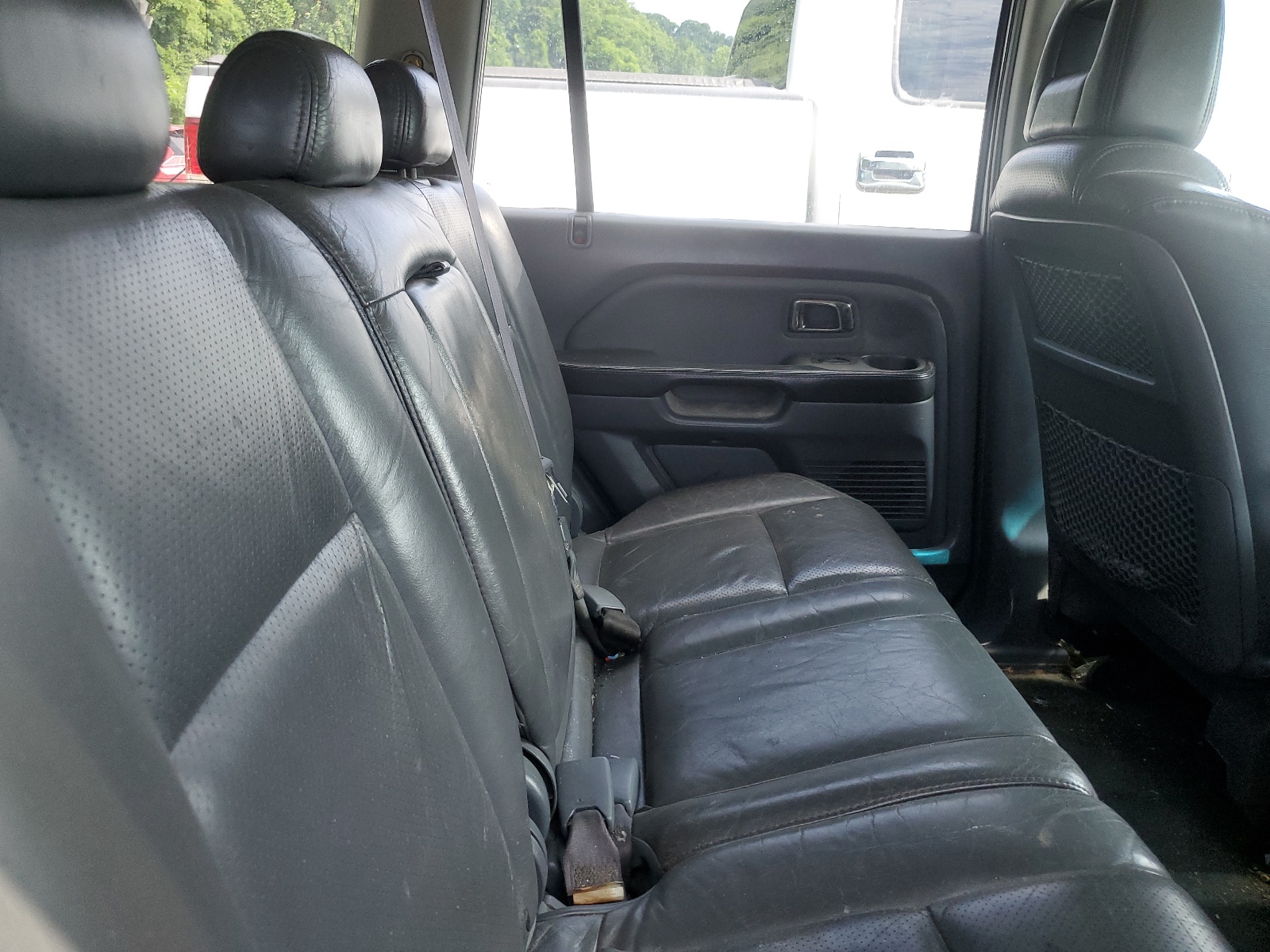 2HKYF18684H522657 2004 Honda Pilot Exl