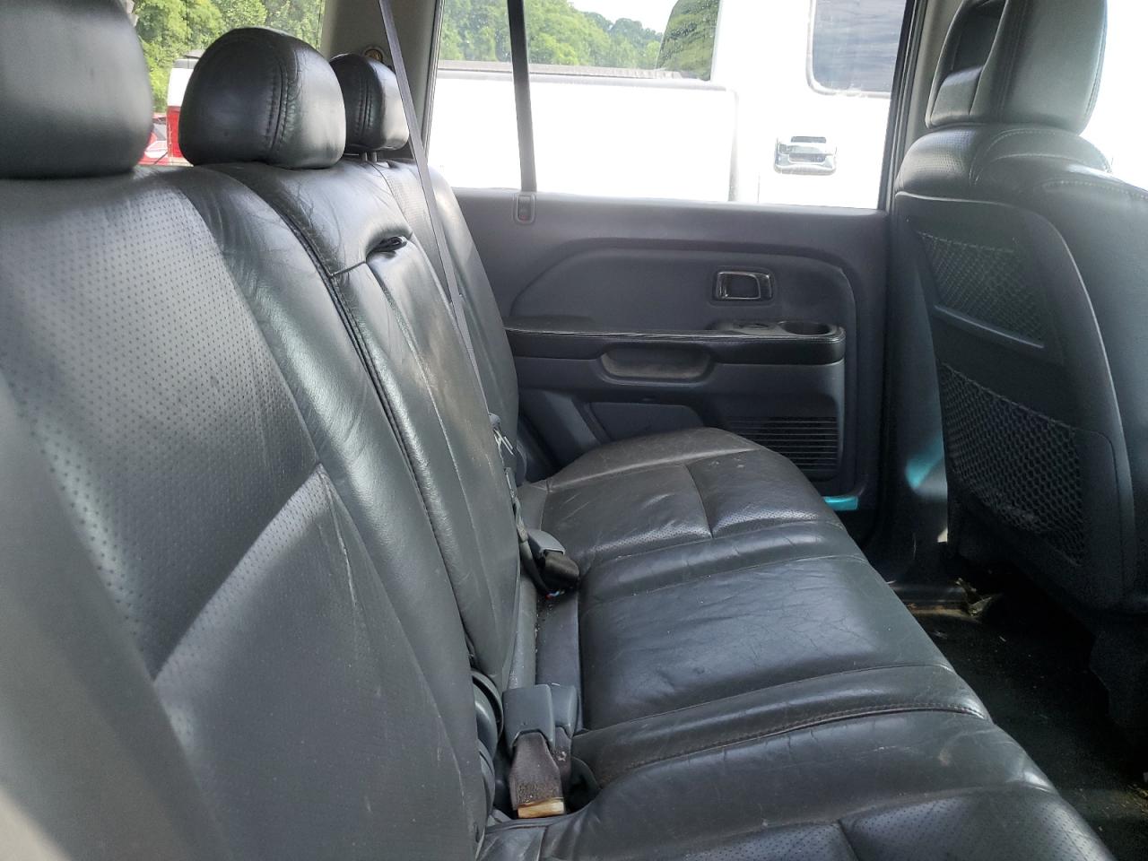 2004 Honda Pilot Exl VIN: 2HKYF18684H522657 Lot: 63401634