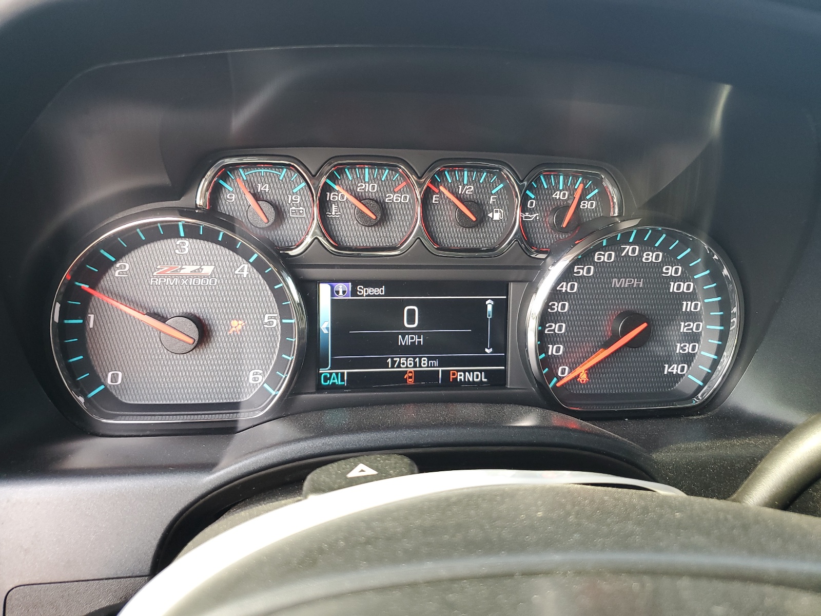 2018 Chevrolet Silverado K1500 Lt vin: 3GCUKREC6JG594318