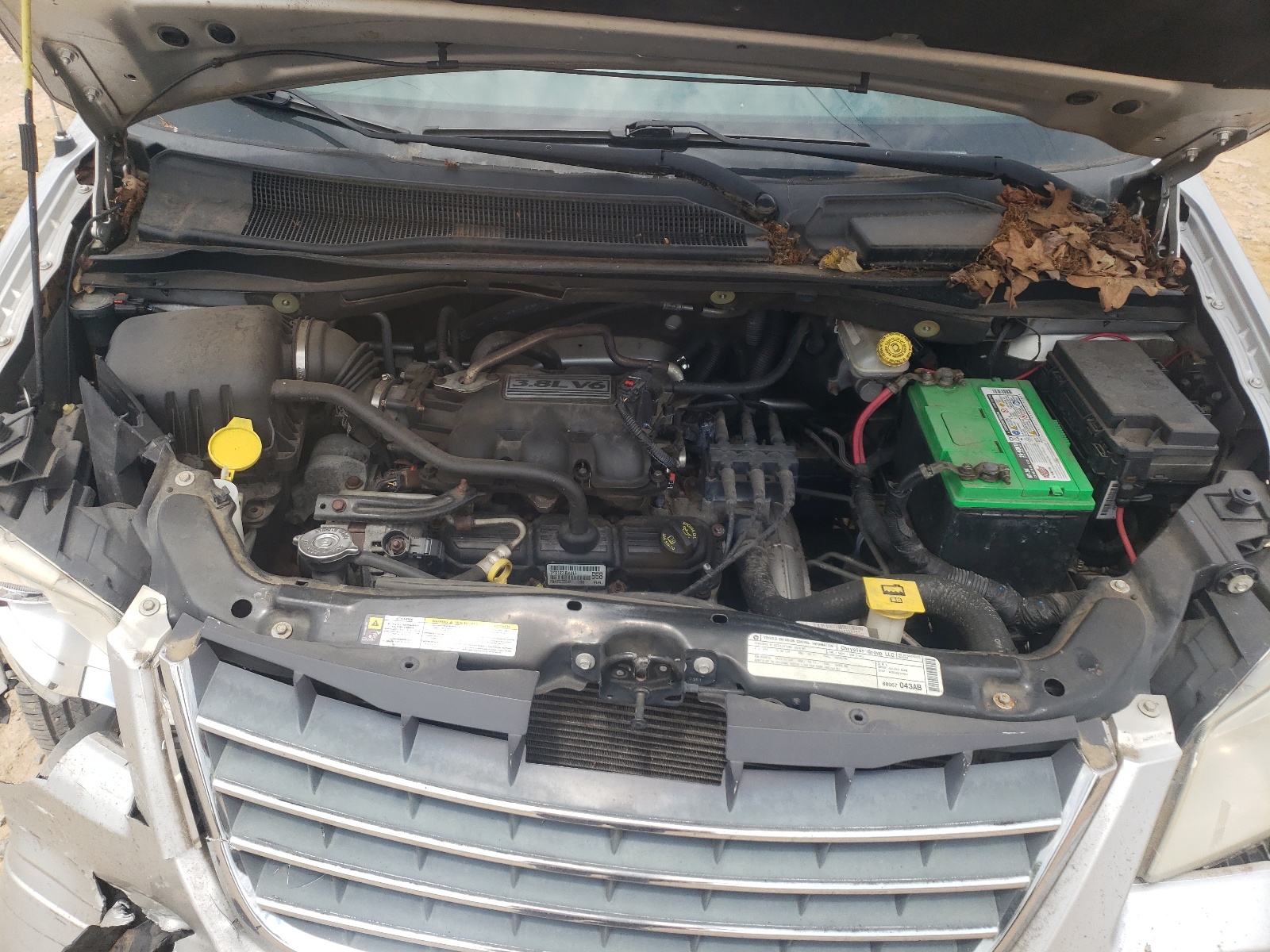 2A4RR5D18AR235261 2010 Chrysler Town & Country Touring