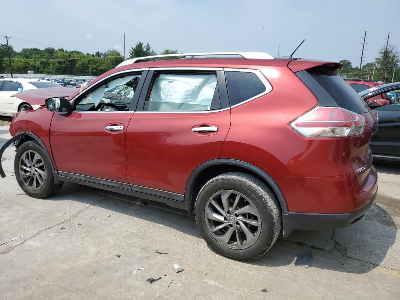 5N1AT2MV4FC866266 2015 NISSAN ROGUE - Image 2