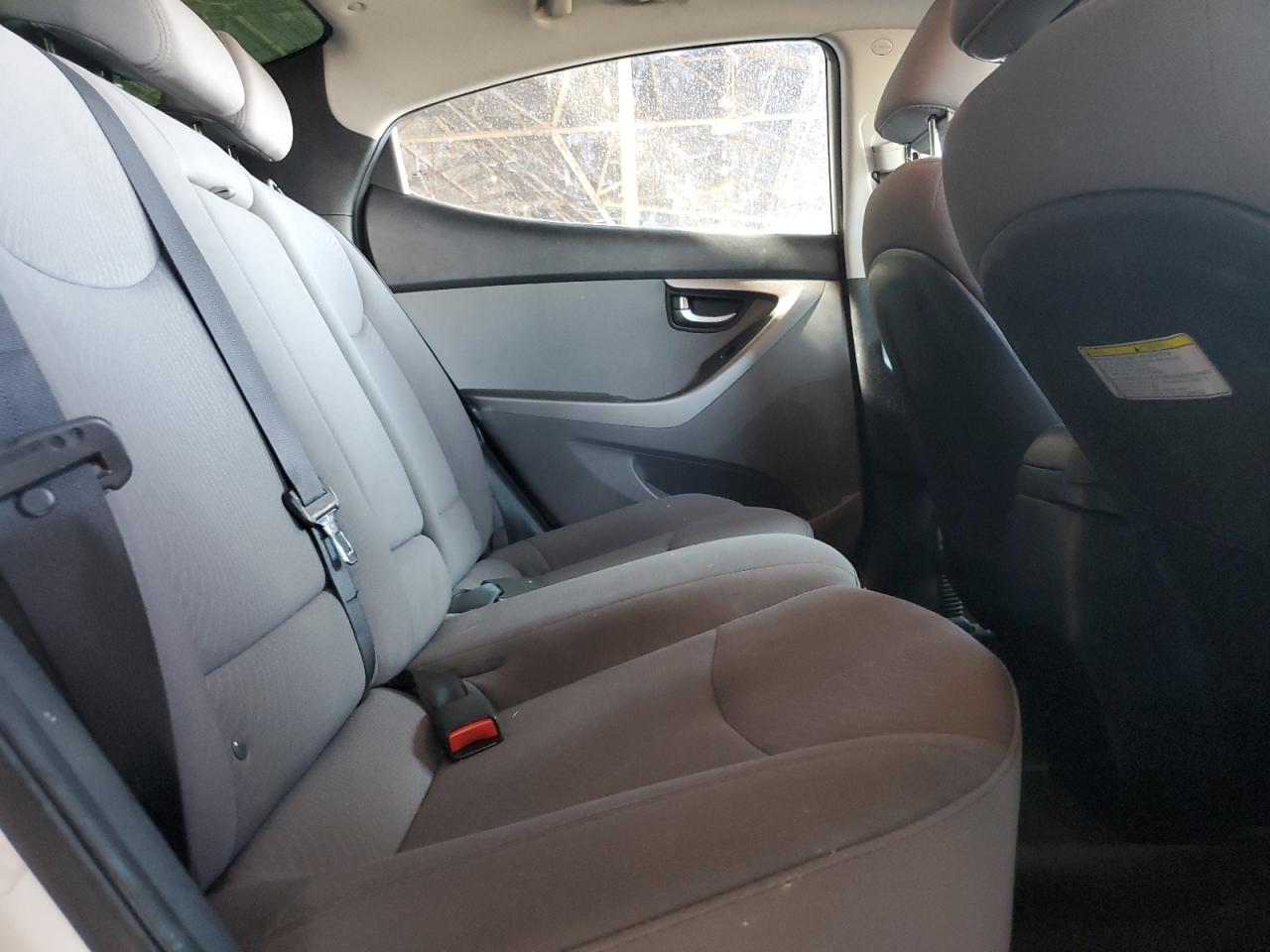 2015 Hyundai Elantra Se VIN: 5NPDH4AE4FH618526 Lot: 64398064