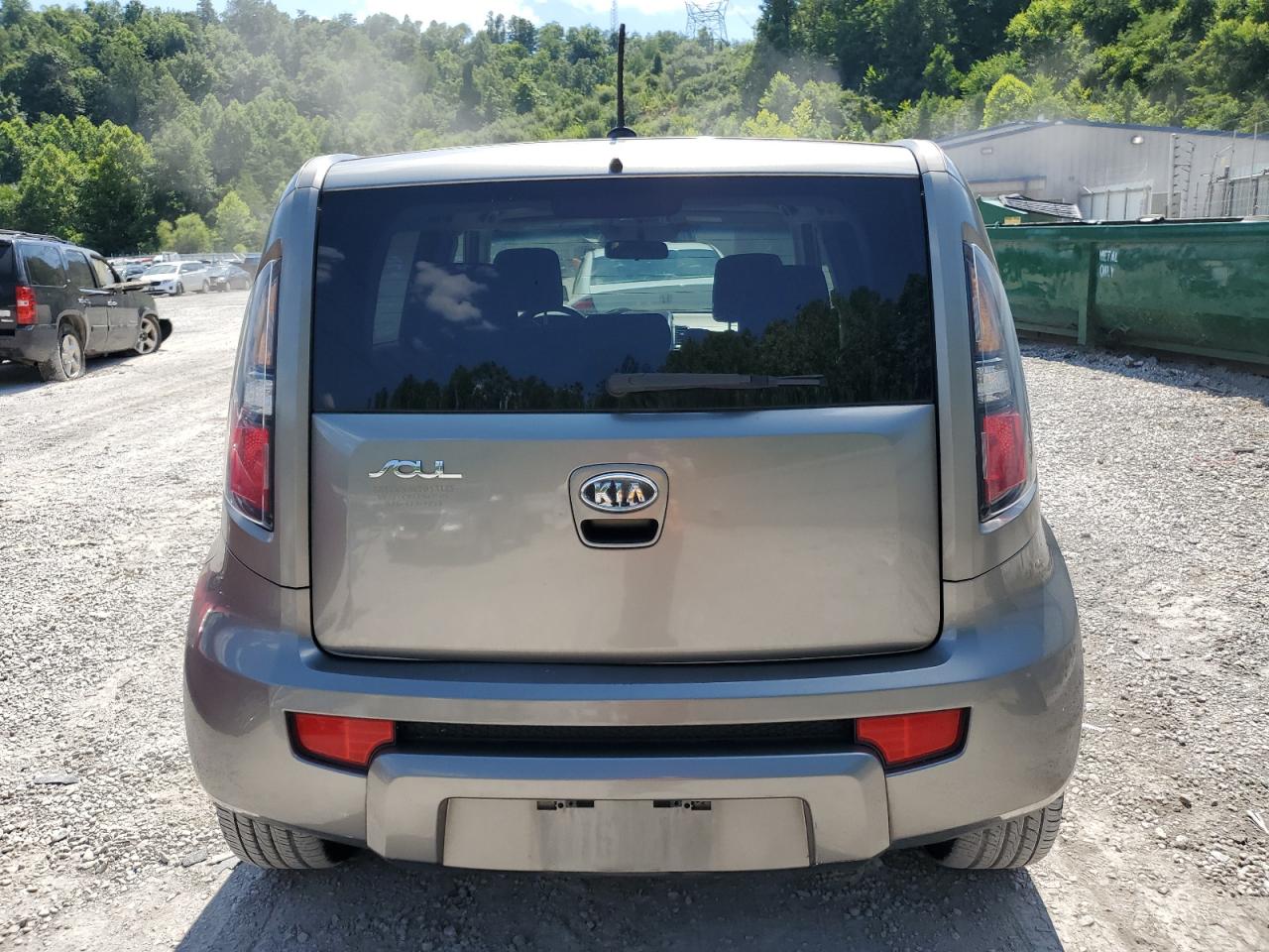 2011 Kia Soul + VIN: KNDJT2A21B7345040 Lot: 61722644