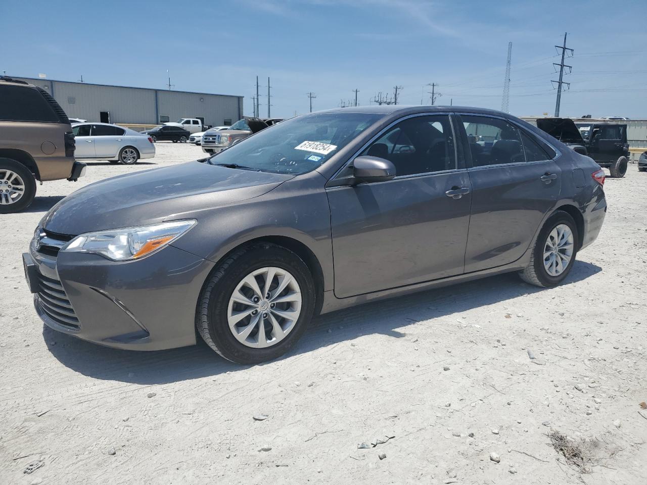 4T4BF1FK5FR497605 2015 TOYOTA CAMRY - Image 1