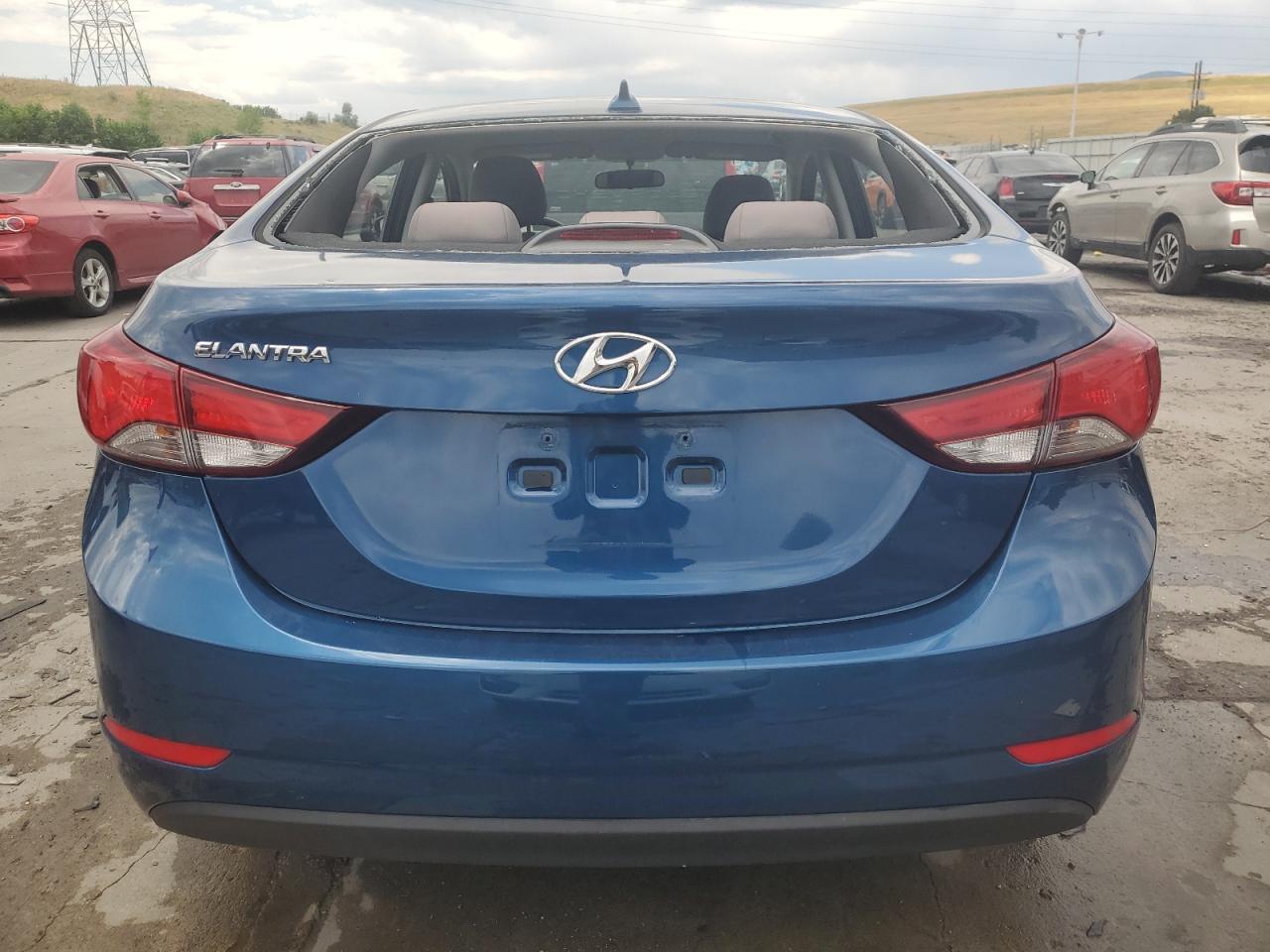 KMHDH4AE5GU640344 2016 Hyundai Elantra Se