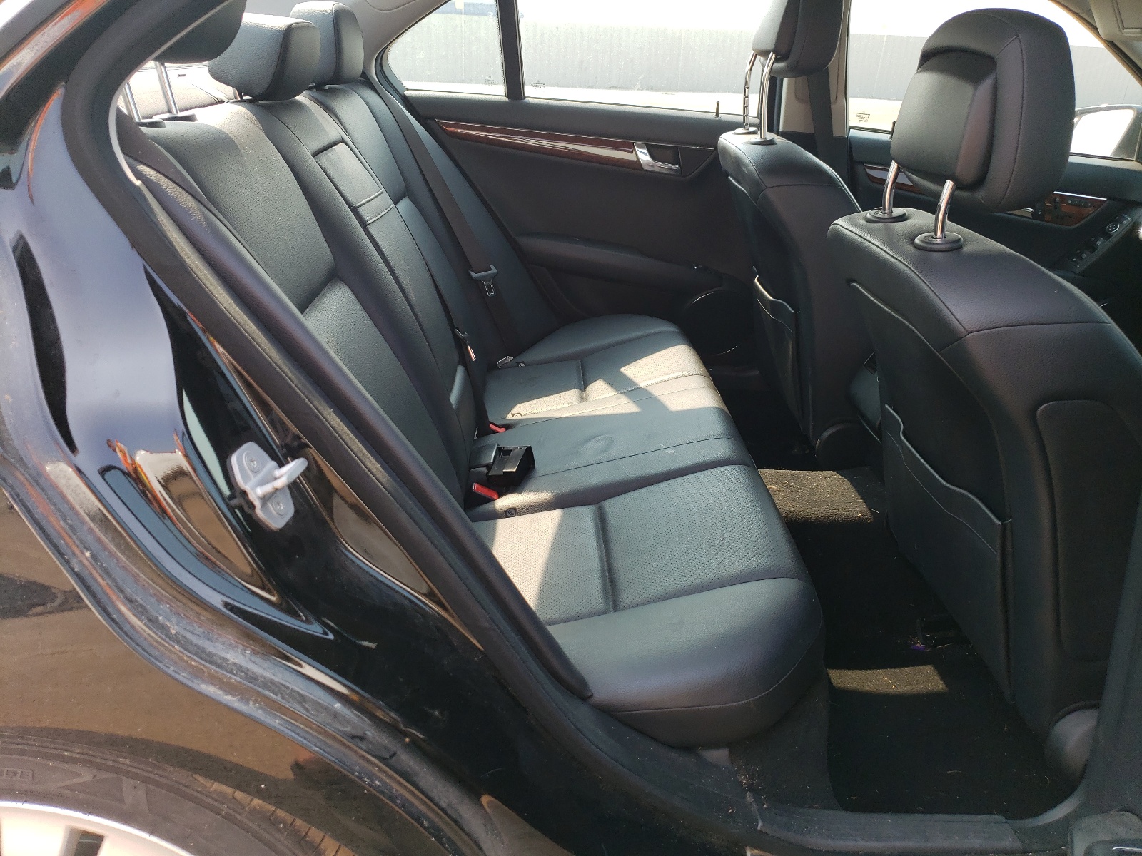 WDDGF8BB2AR114238 2010 Mercedes-Benz C 300 4Matic