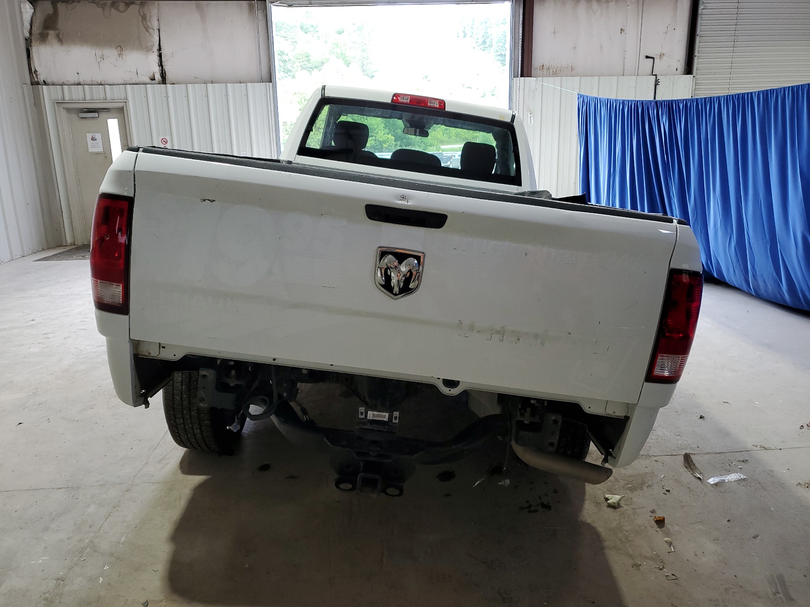 3C6JR6DG5PG605469 2023 Ram 1500 Classic Tradesman