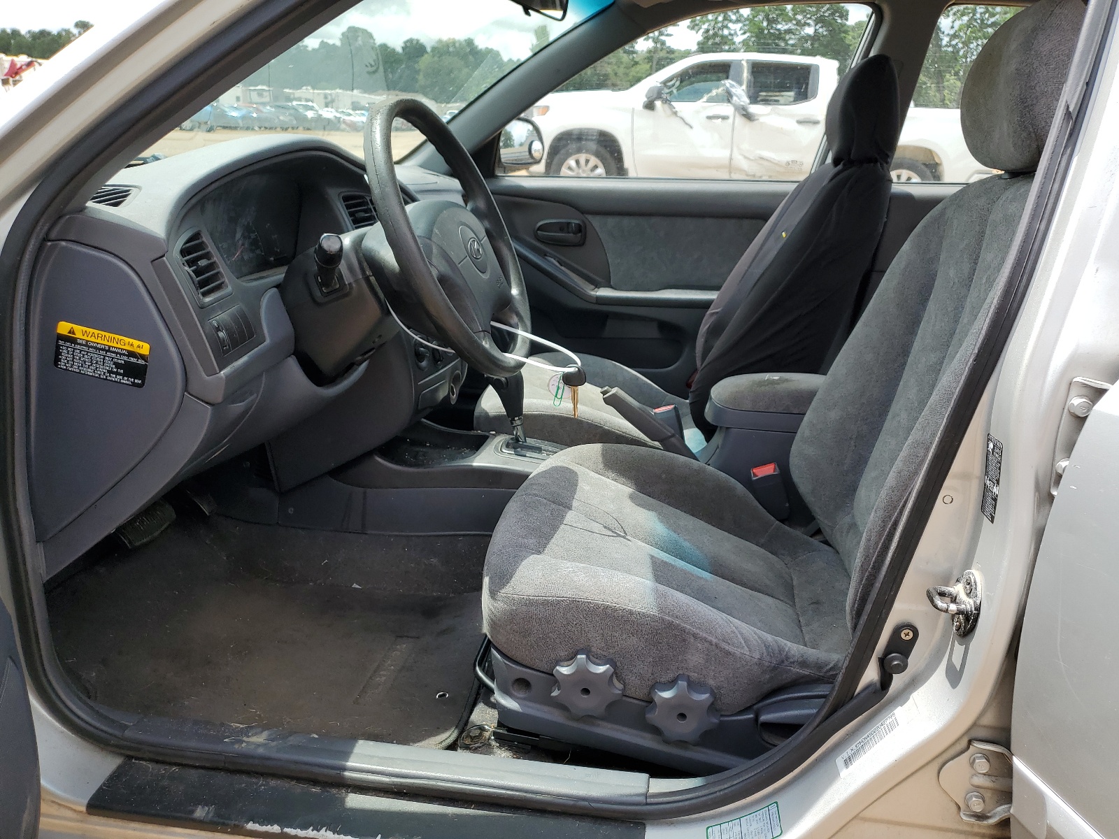 KMHDN45D22U427709 2002 Hyundai Elantra Gls