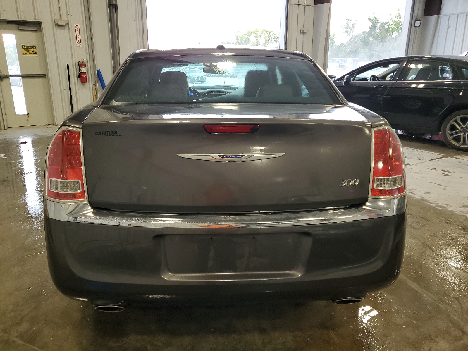 2014 Chrysler 300 vin: 2C3CCAAG8EH377740