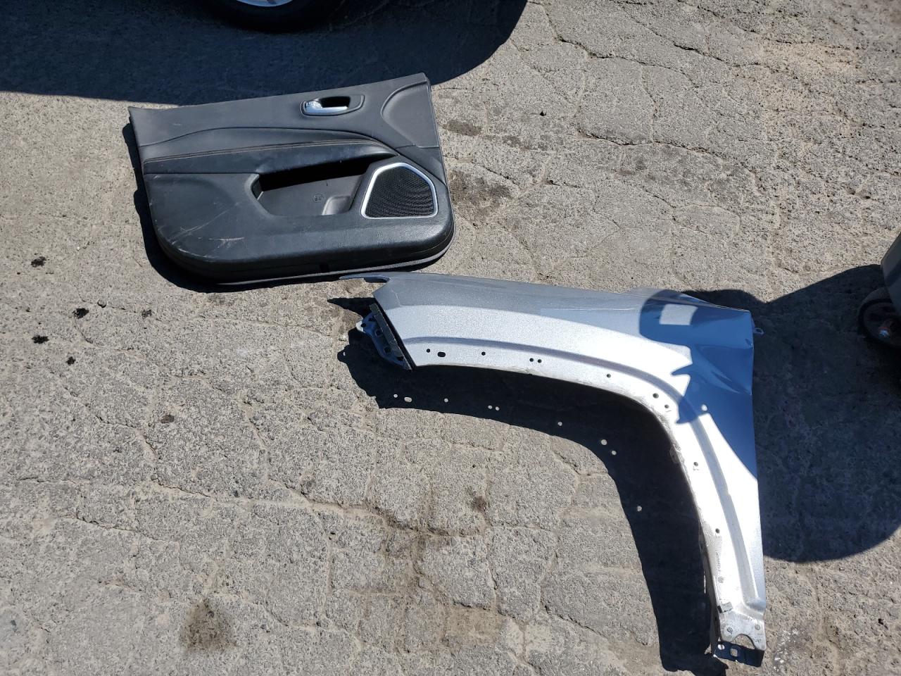 2018 Jeep Compass Sport VIN: 3C4NJDAB5JT232947 Lot: 62067534