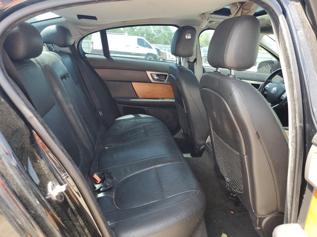 2010 Jaguar Xf Luxury VIN: SAJWA0FA3AHR58433 Lot: 60932874