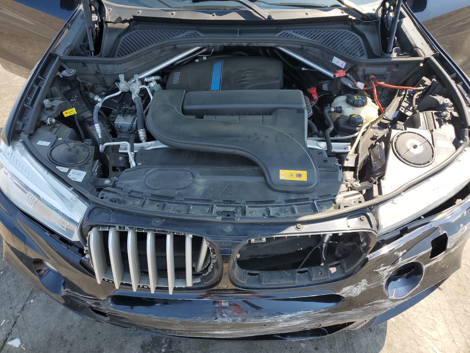 5UXKT0C3XH0V97562 2017 BMW X5 Xdr40E