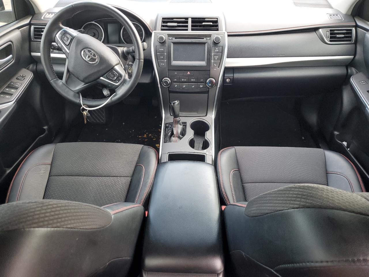 2016 Toyota Camry Le VIN: 4T1BF1FK4GU155123 Lot: 64467704