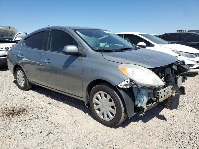 Седани NISSAN VERSA 2013 Сірий