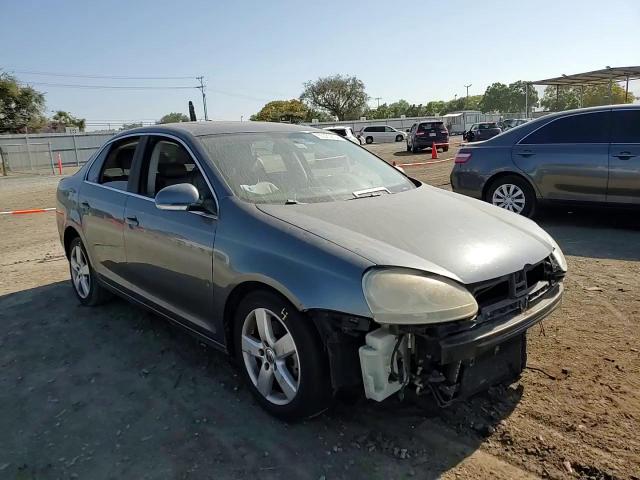 2008 Volkswagen Jetta Se VIN: 3VWRM71K88M172979 Lot: 65083804