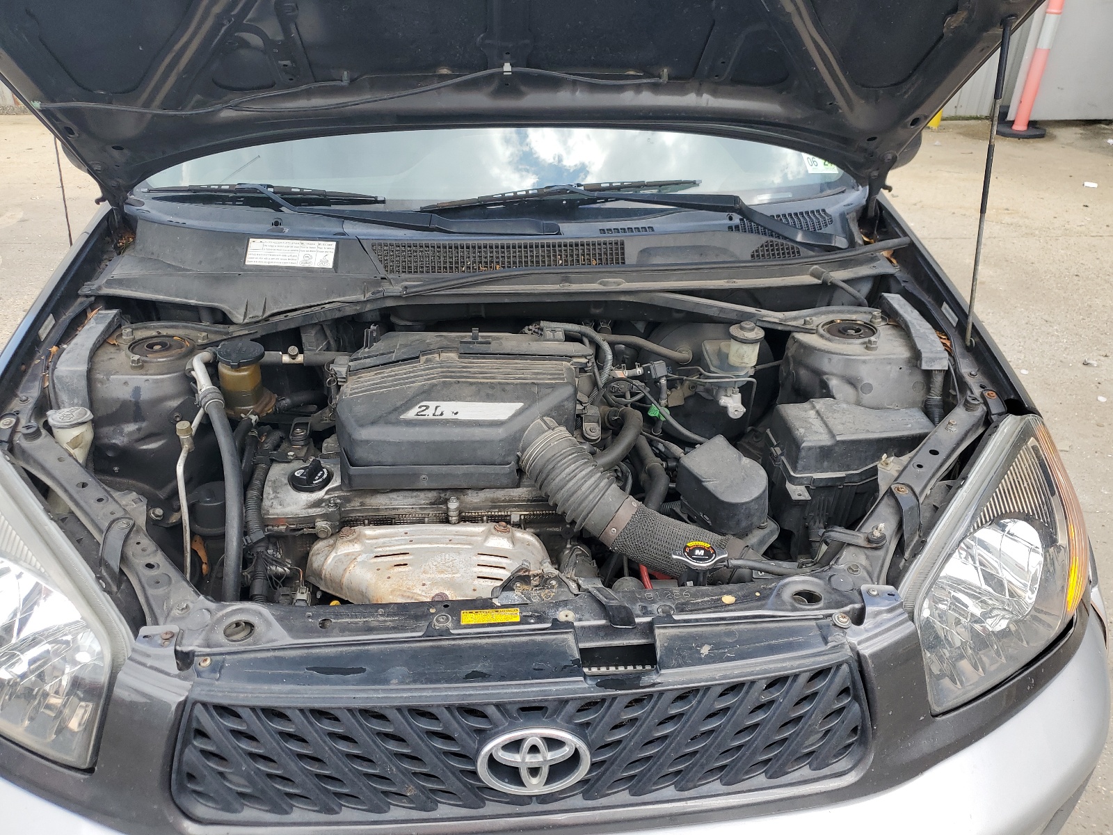 JTEGH20V930105764 2003 Toyota Rav4