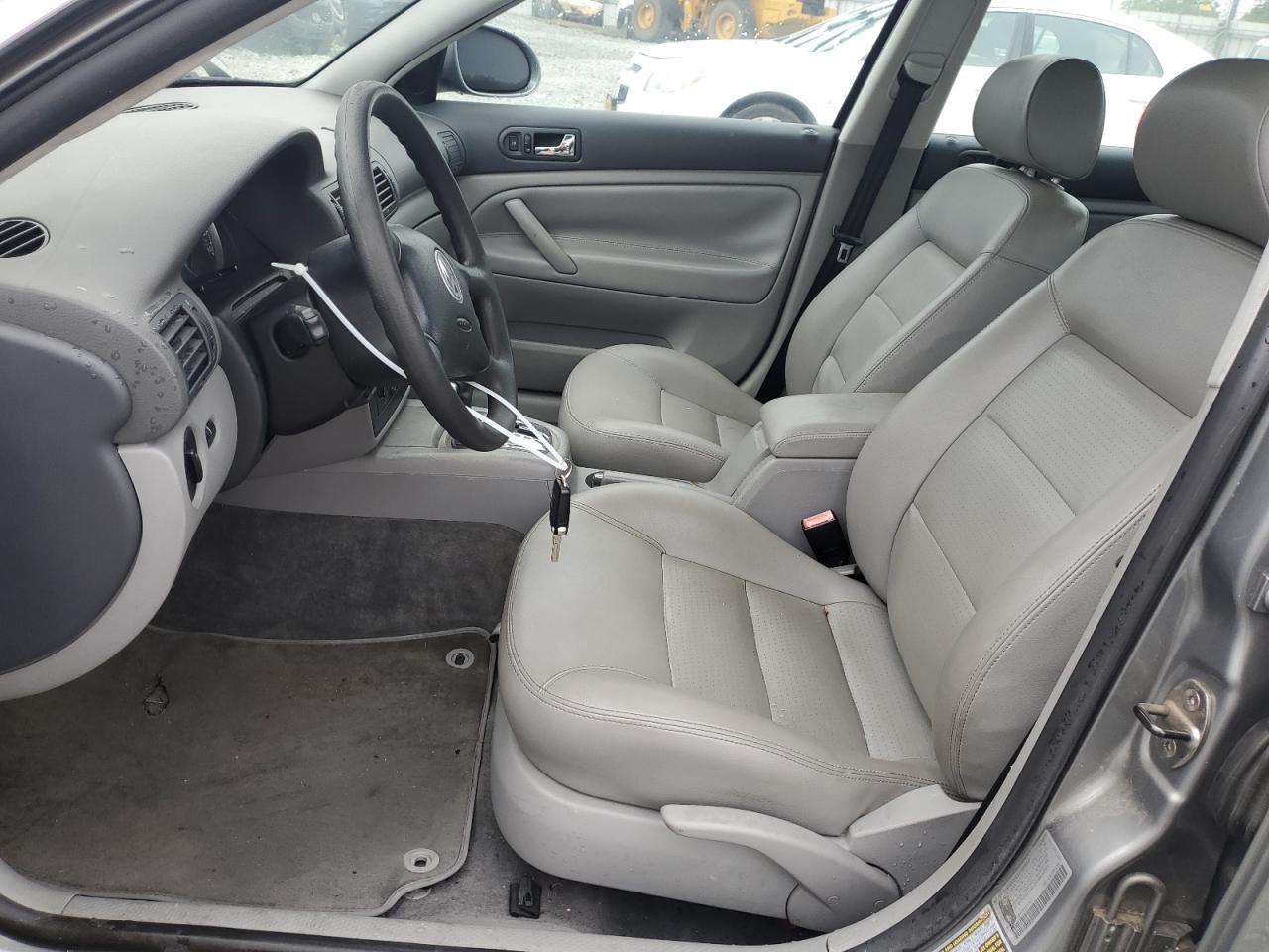 2005 Volkswagen Passat Gls VIN: WVWAD63BX5P032087 Lot: 56398805