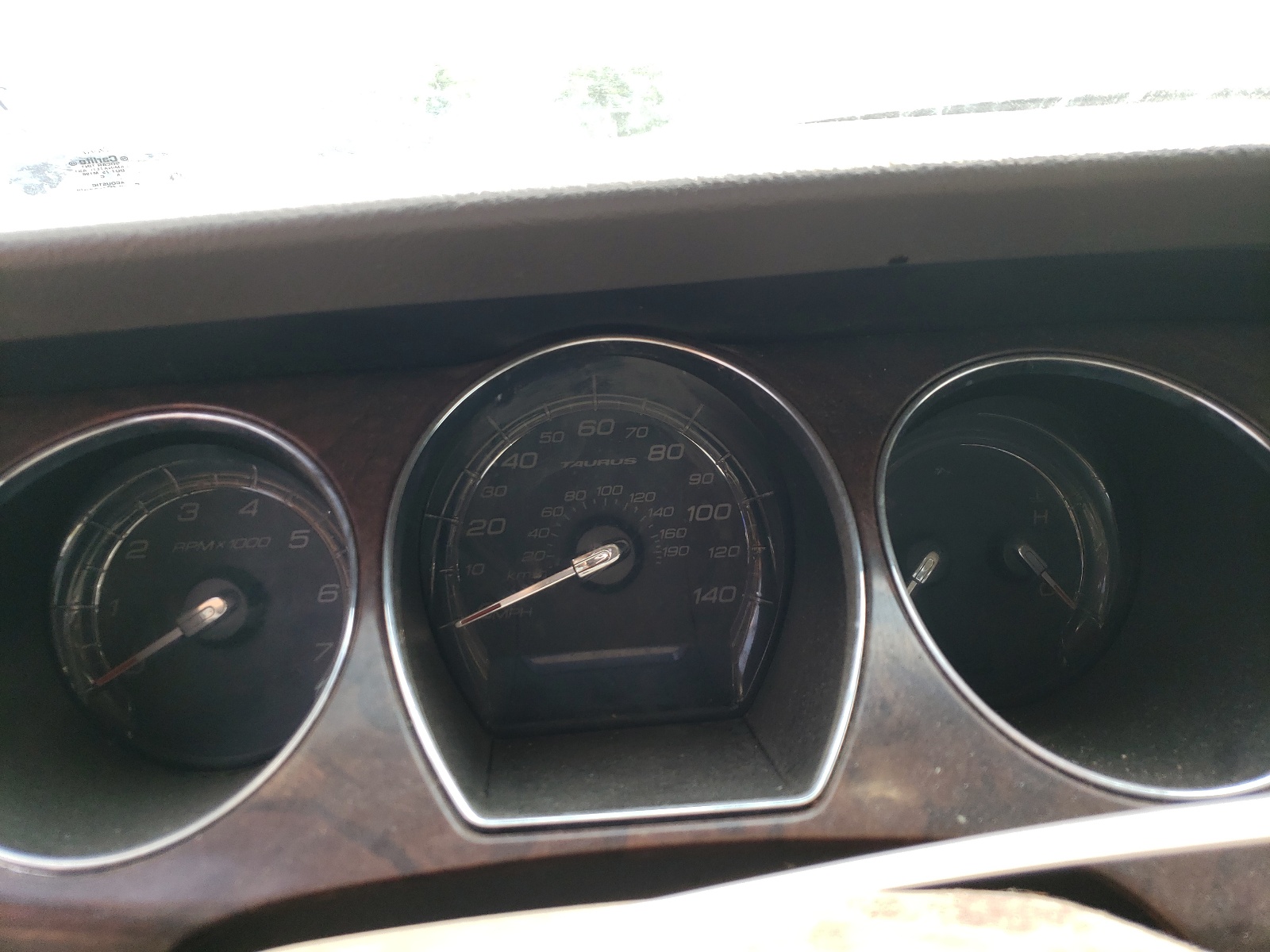 1FAHP2EWXBG131945 2011 Ford Taurus Sel