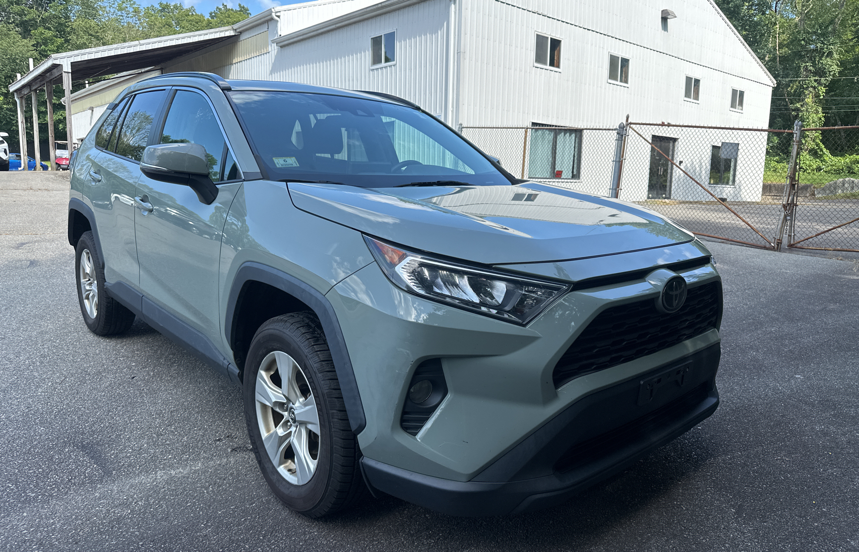 2019 Toyota Rav4 Xle vin: 2T3P1RFV8KW034768