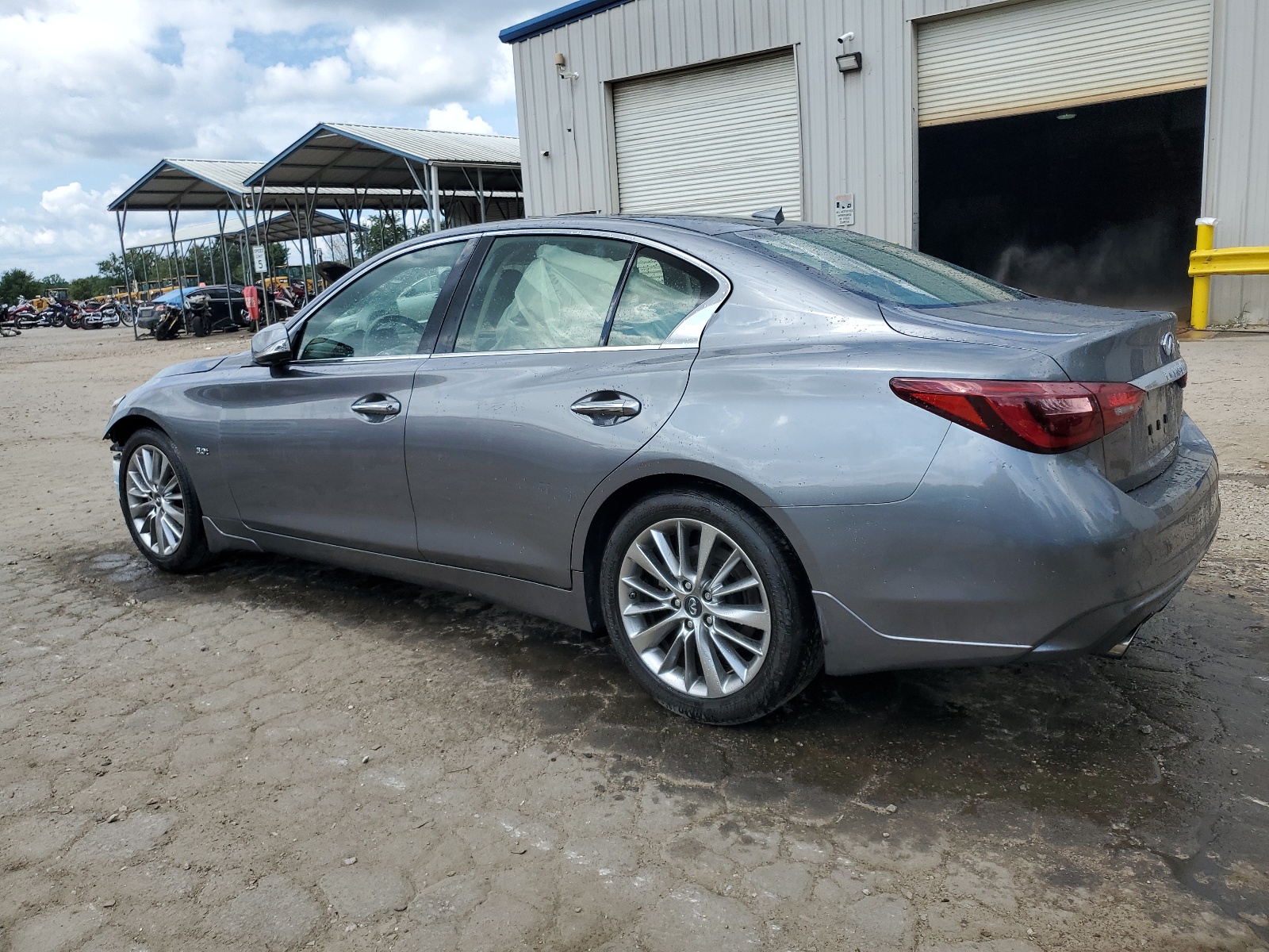 2018 Infiniti Q50 Luxe vin: JN1EV7AP2JM351789