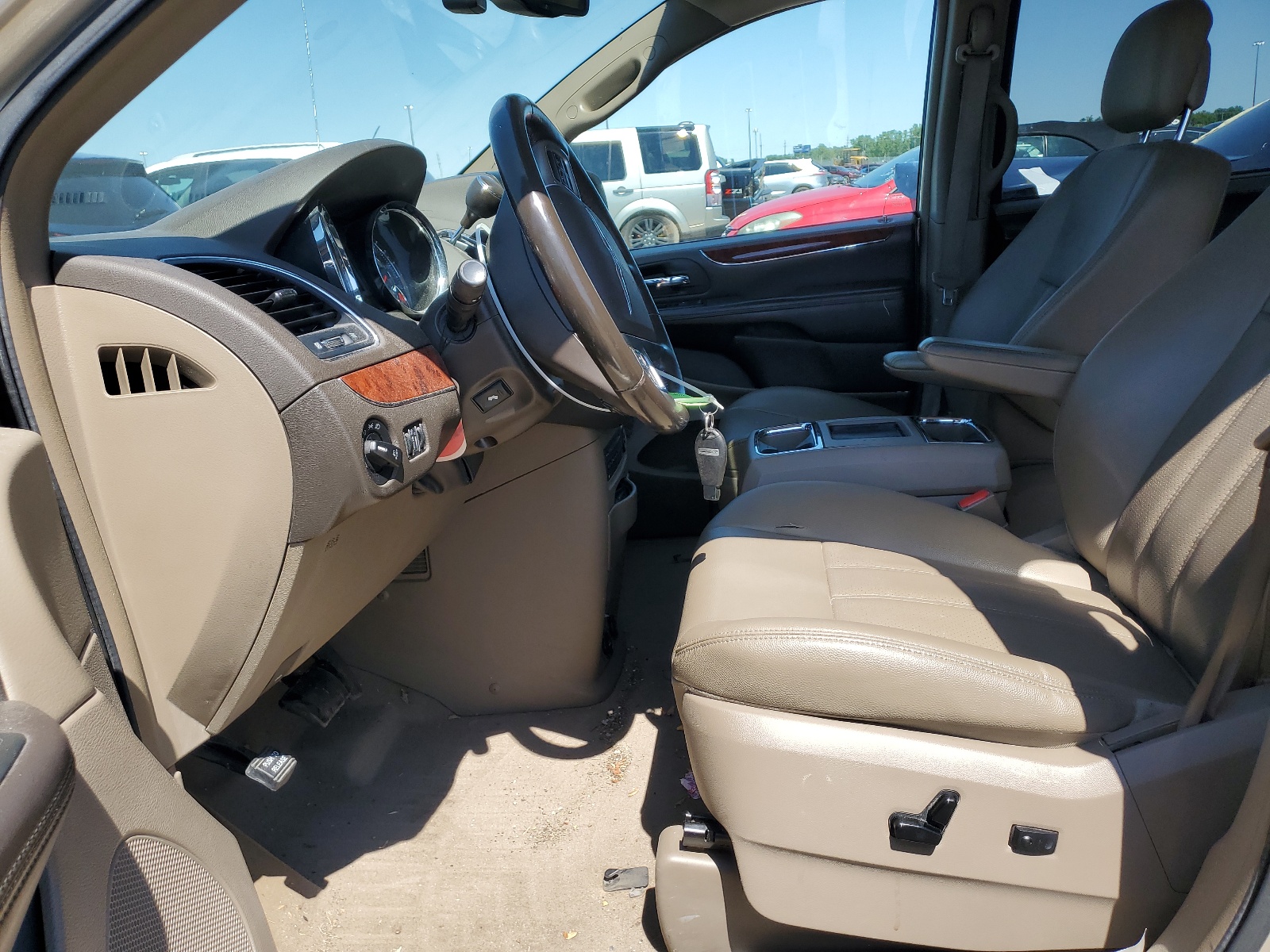 2C4RC1CG7DR589153 2013 Chrysler Town & Country Touring L