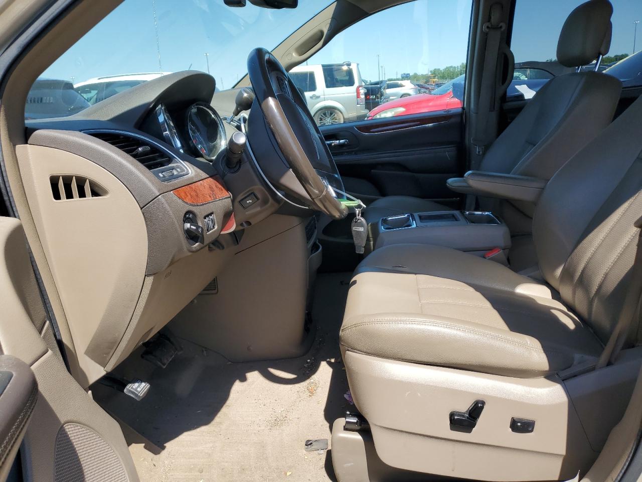 2013 Chrysler Town & Country Touring L VIN: 2C4RC1CG7DR589153 Lot: 60233894