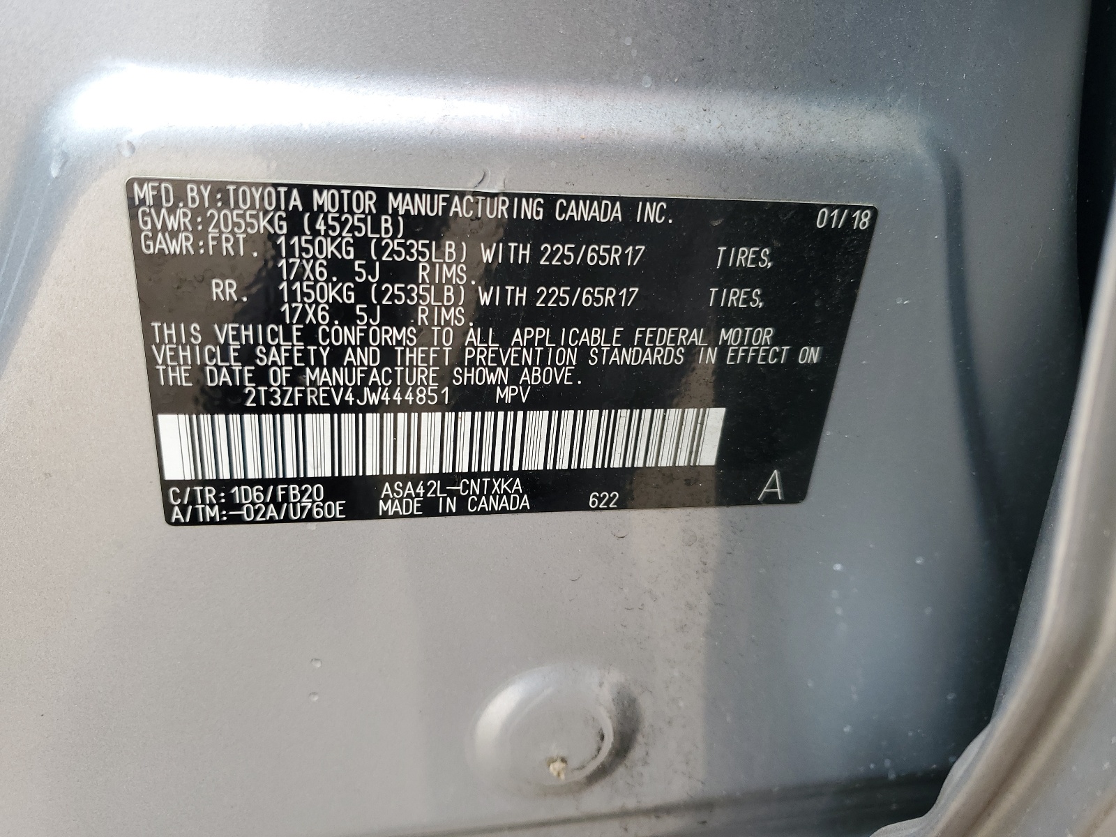 2T3ZFREV4JW444851 2018 Toyota Rav4 Le