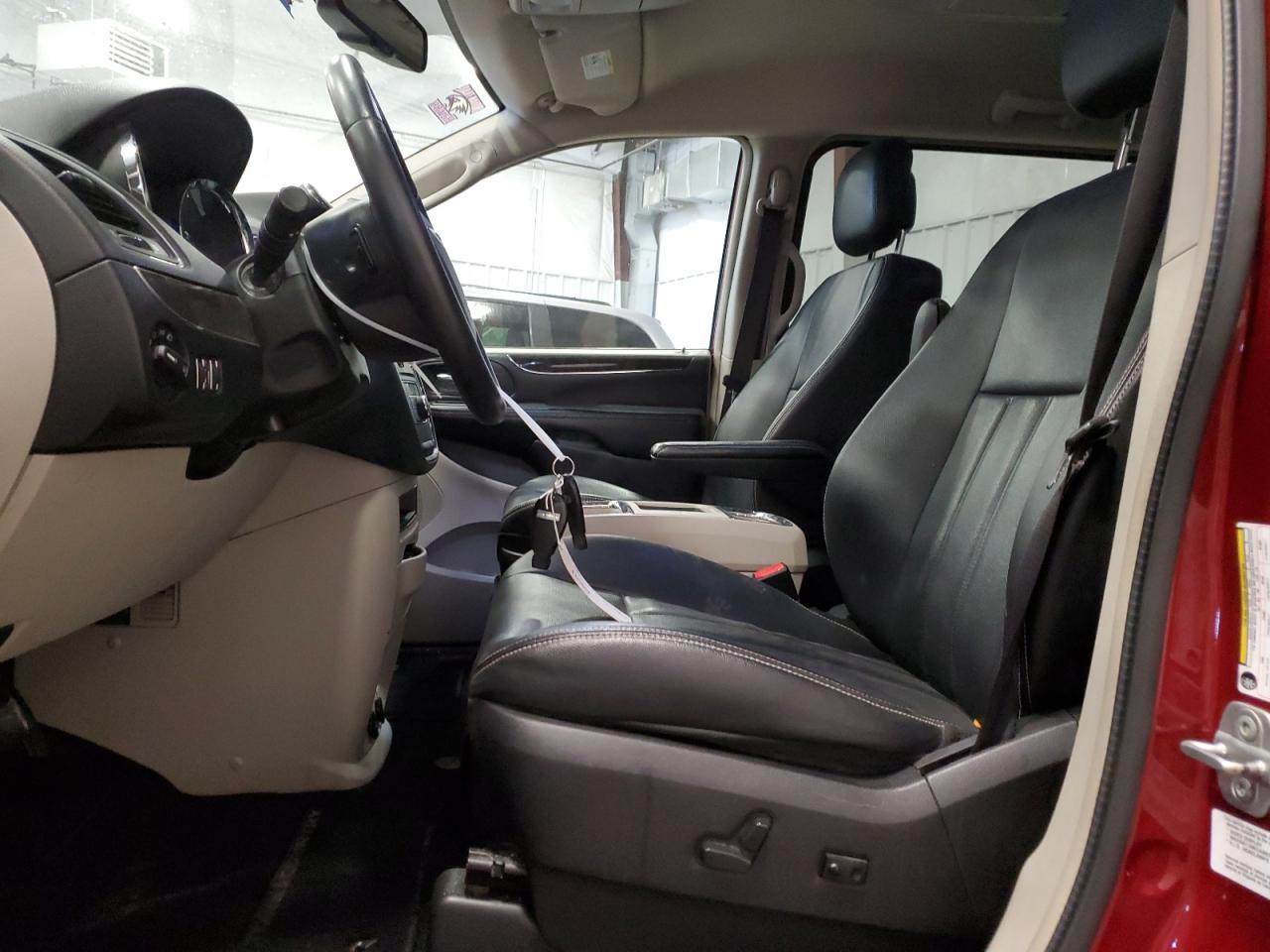 2013 Chrysler Town & Country Touring VIN: 2C4RC1BG0DR768006 Lot: 64033294