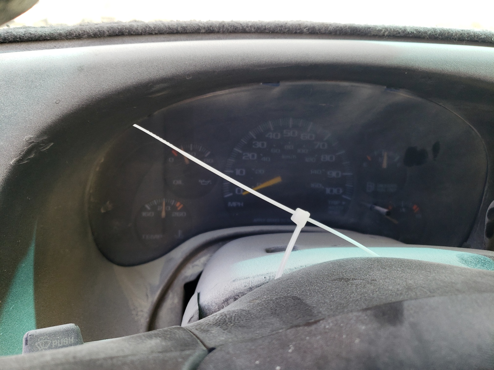 1GCFG25W211133367 2001 Chevrolet Express G2500