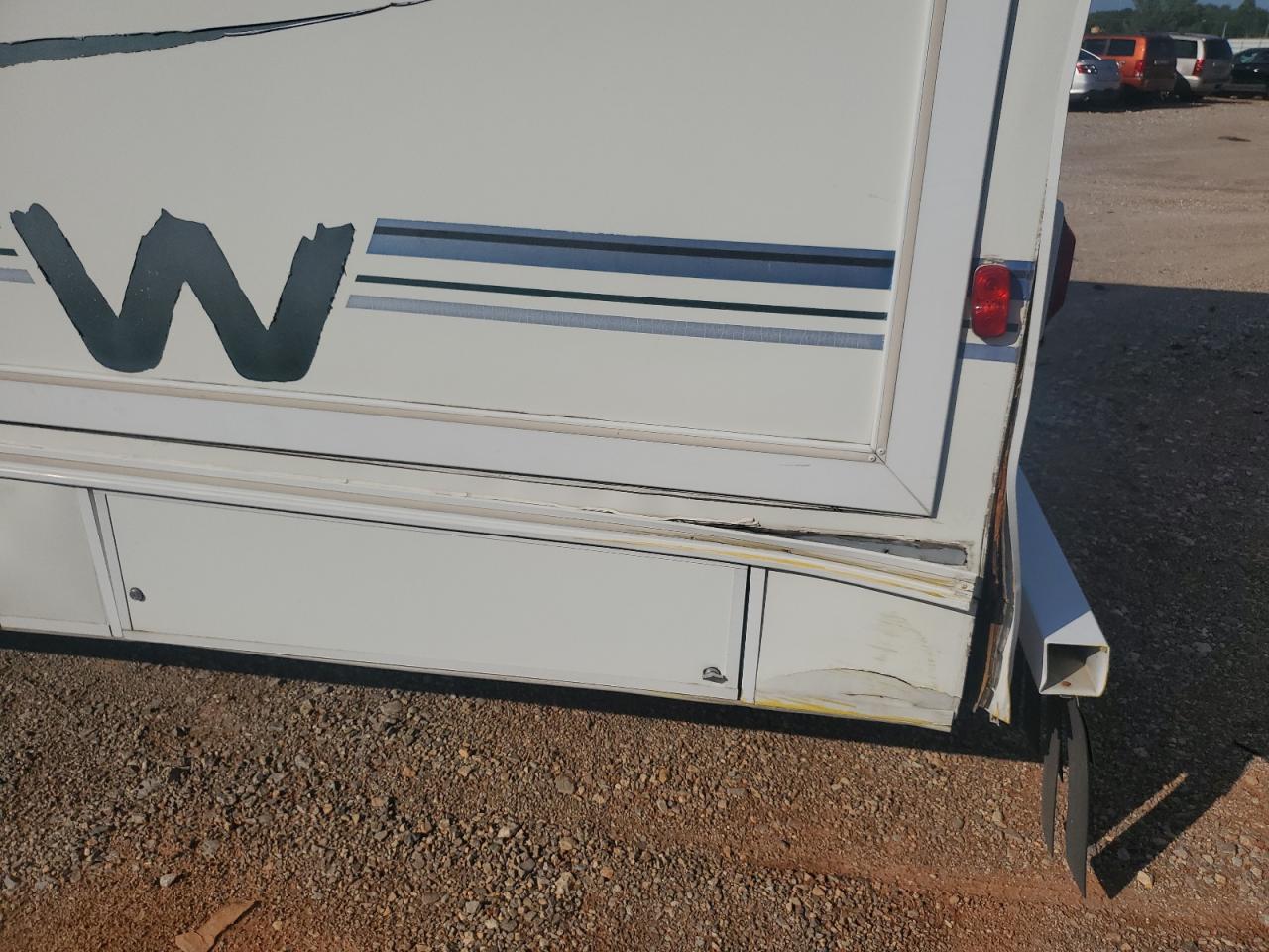 2003 Ford Econoline E450 Super Duty Cutaway Van VIN: 1FDXE45S63HA53661 Lot: 62520004