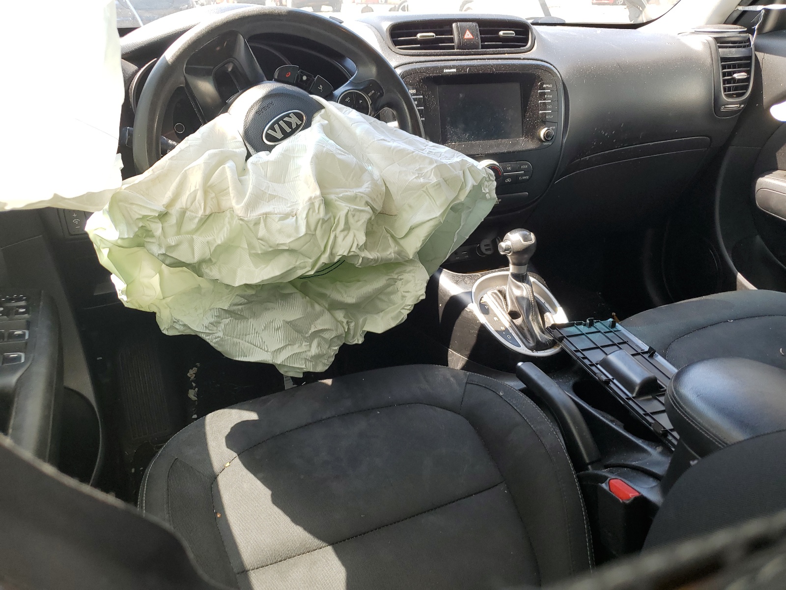 KNDJP3A53J7603349 2018 Kia Soul +