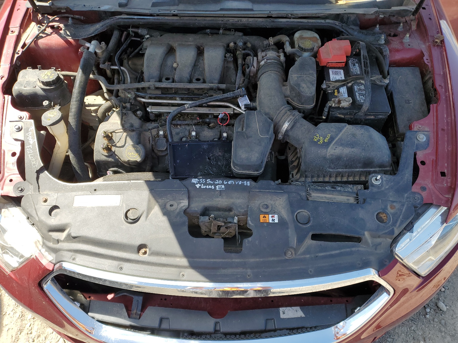 1FAHP2J88KG115900 2019 Ford Taurus Limited