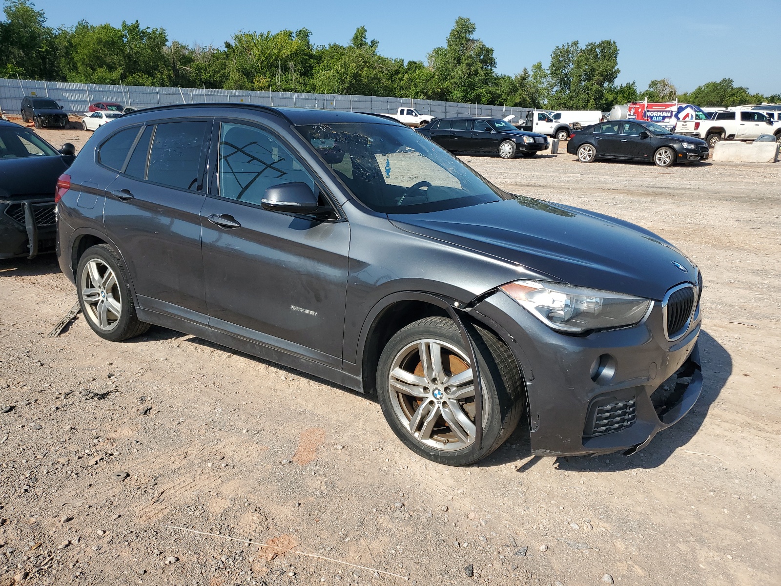 2018 BMW X1 xDrive28I vin: WBXHT3C39J5K21735