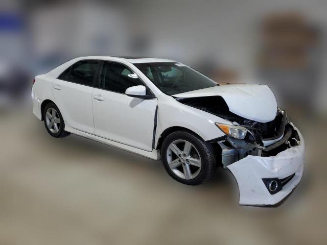  TOYOTA CAMRY 2012 Biały