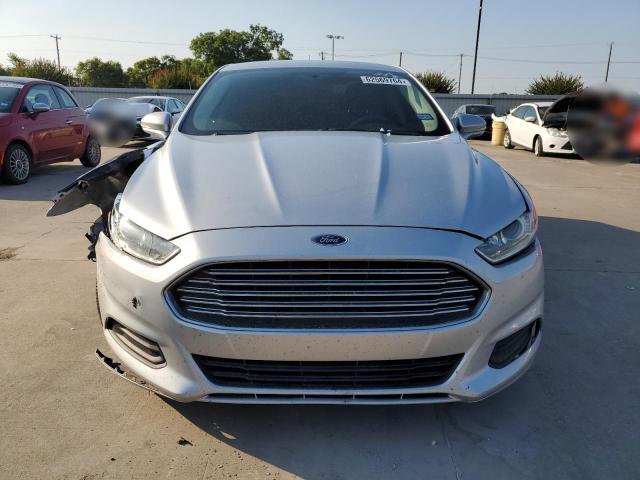  FORD FUSION 2016 Сріблястий