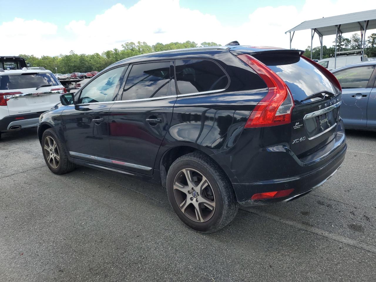 YV449MDK4F2689500 2015 VOLVO XC60 - Image 2