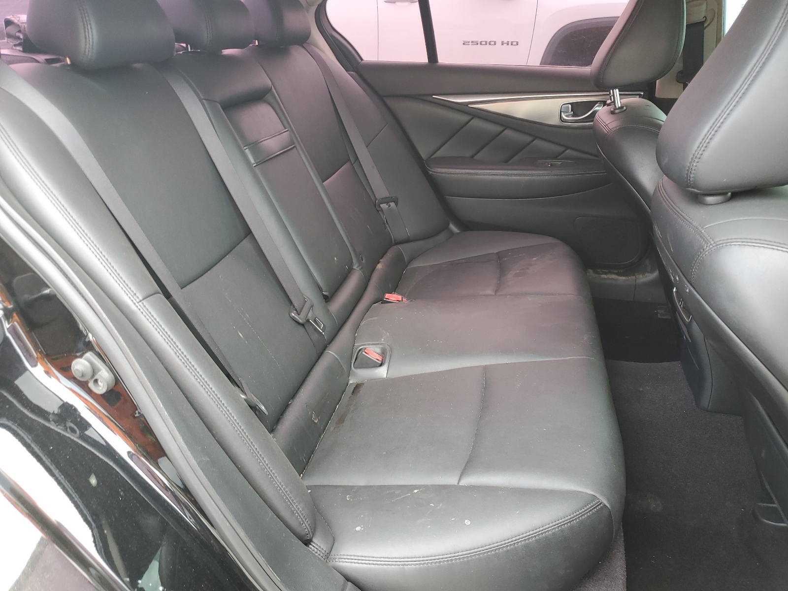 JN1EV7AR6HM836030 2017 Infiniti Q50 Premium