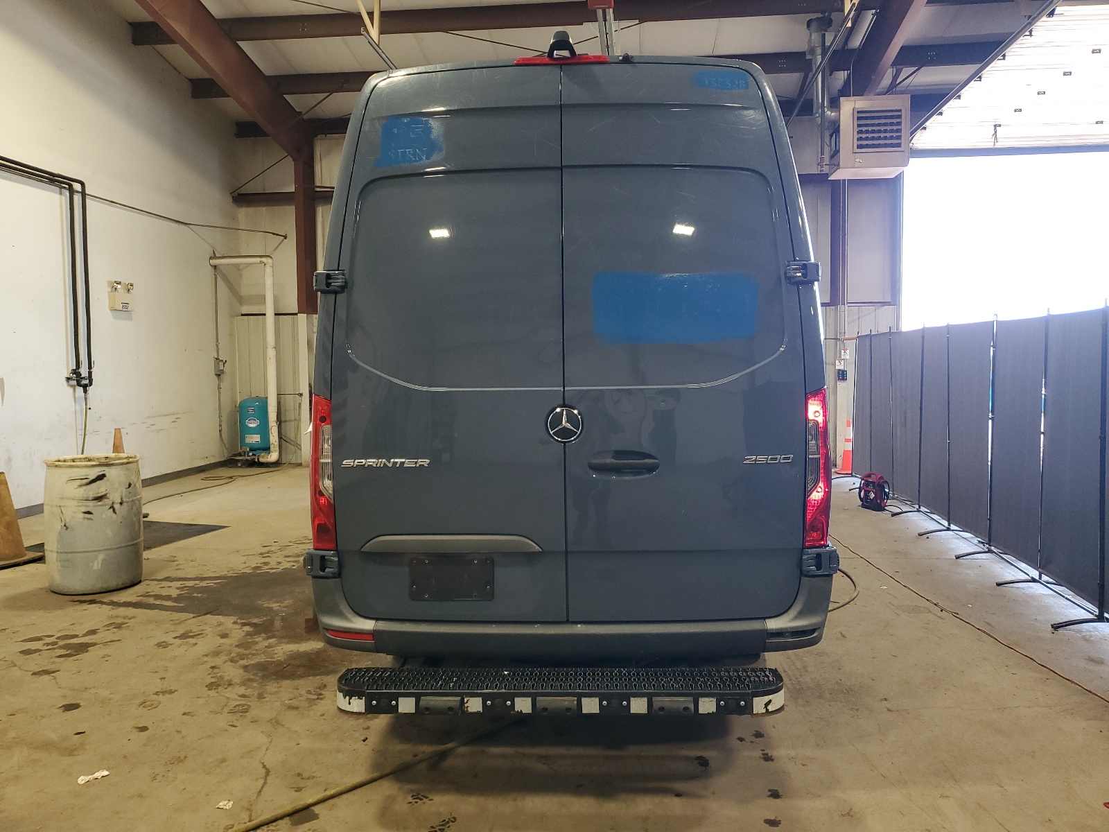 W1Y40CHYXMT071025 2021 Mercedes-Benz Sprinter 2500