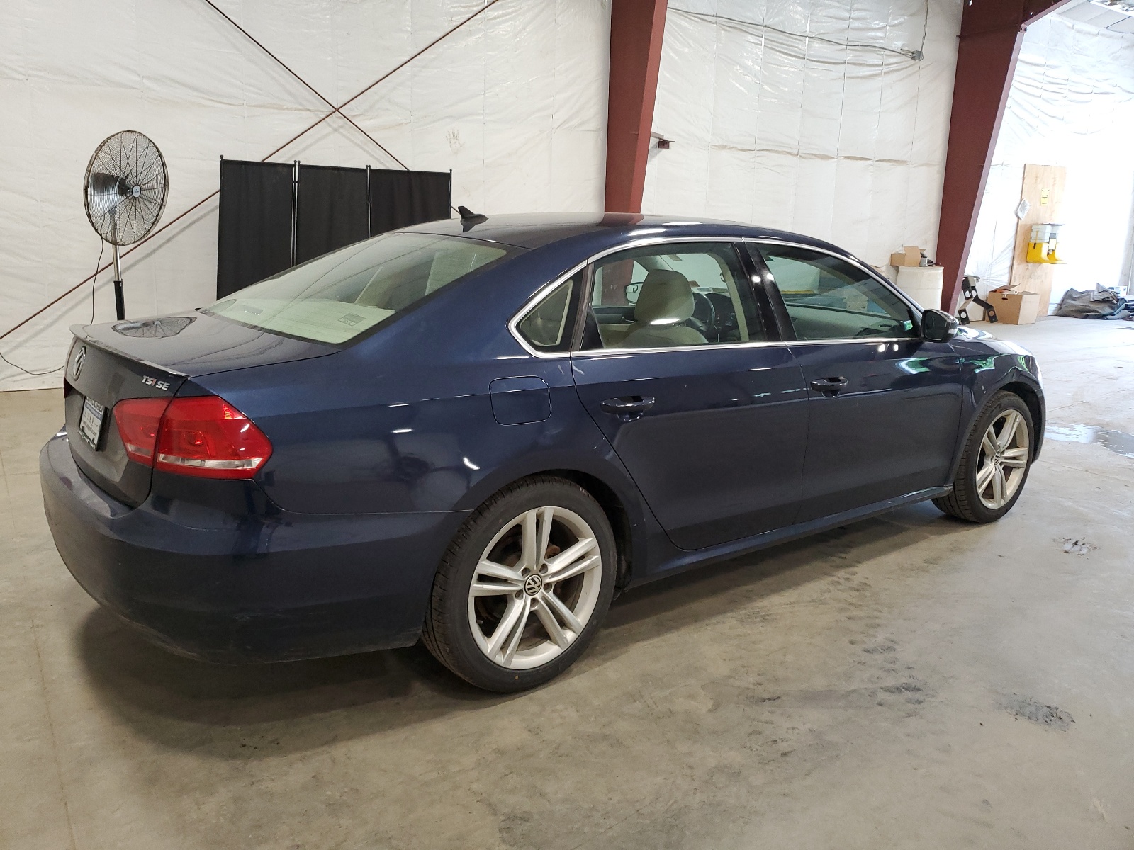 2014 Volkswagen Passat Se vin: 1VWBT7A34EC055748