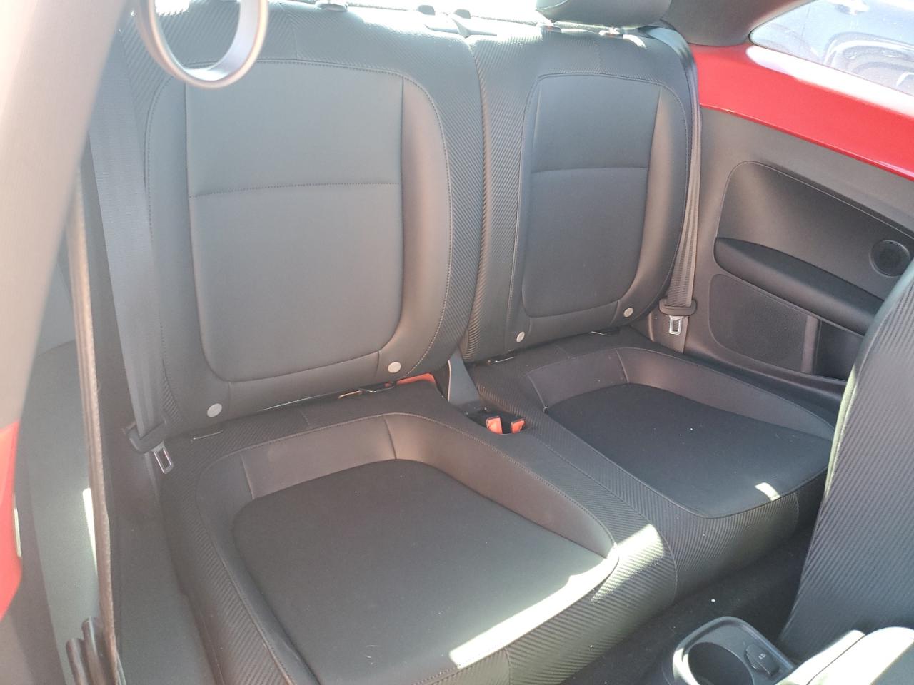 2014 Volkswagen Beetle VIN: 3VWJL7ATXEM660030 Lot: 61340404