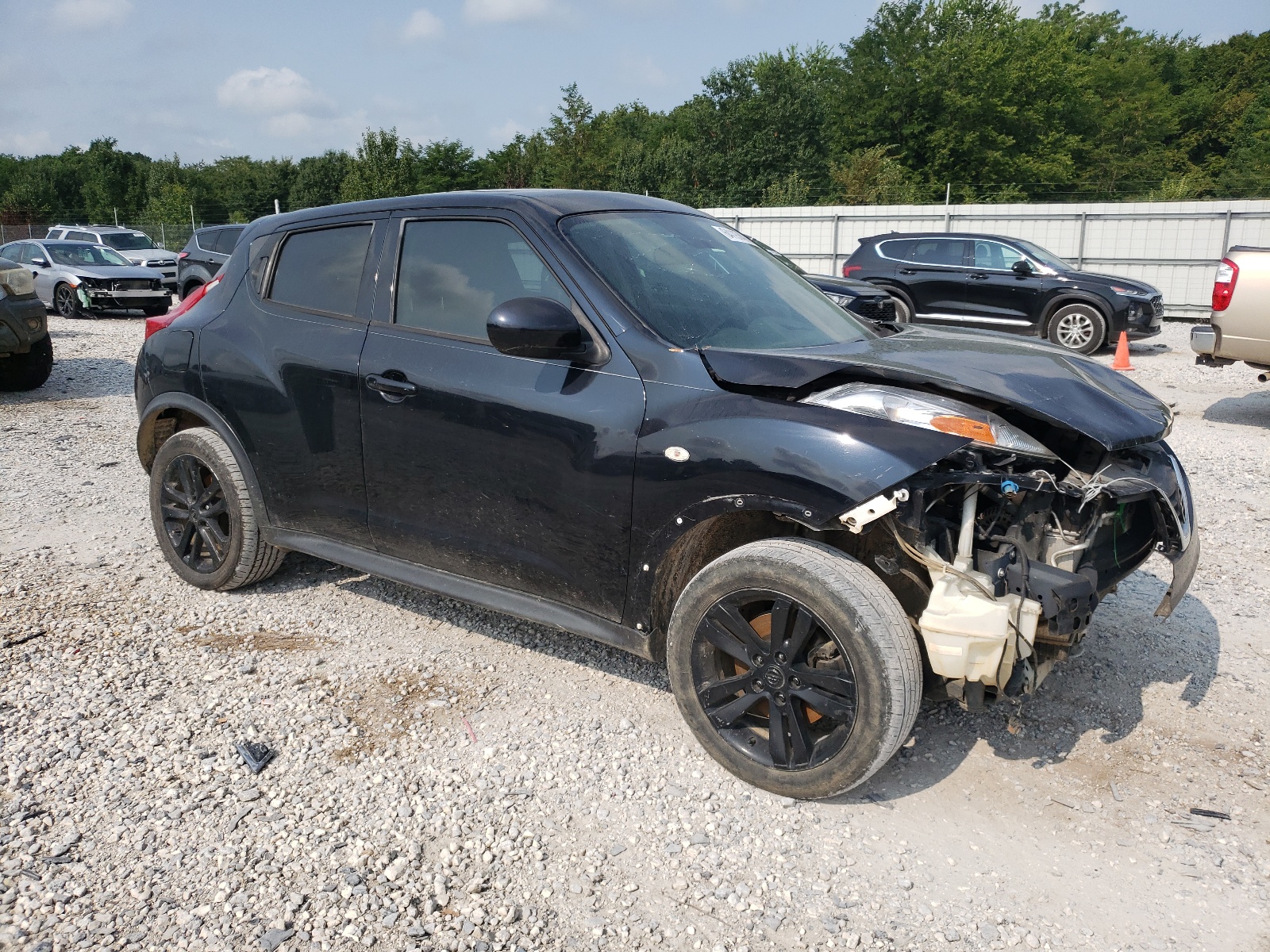 2014 Nissan Juke S vin: JN8AF5MR9ET454296