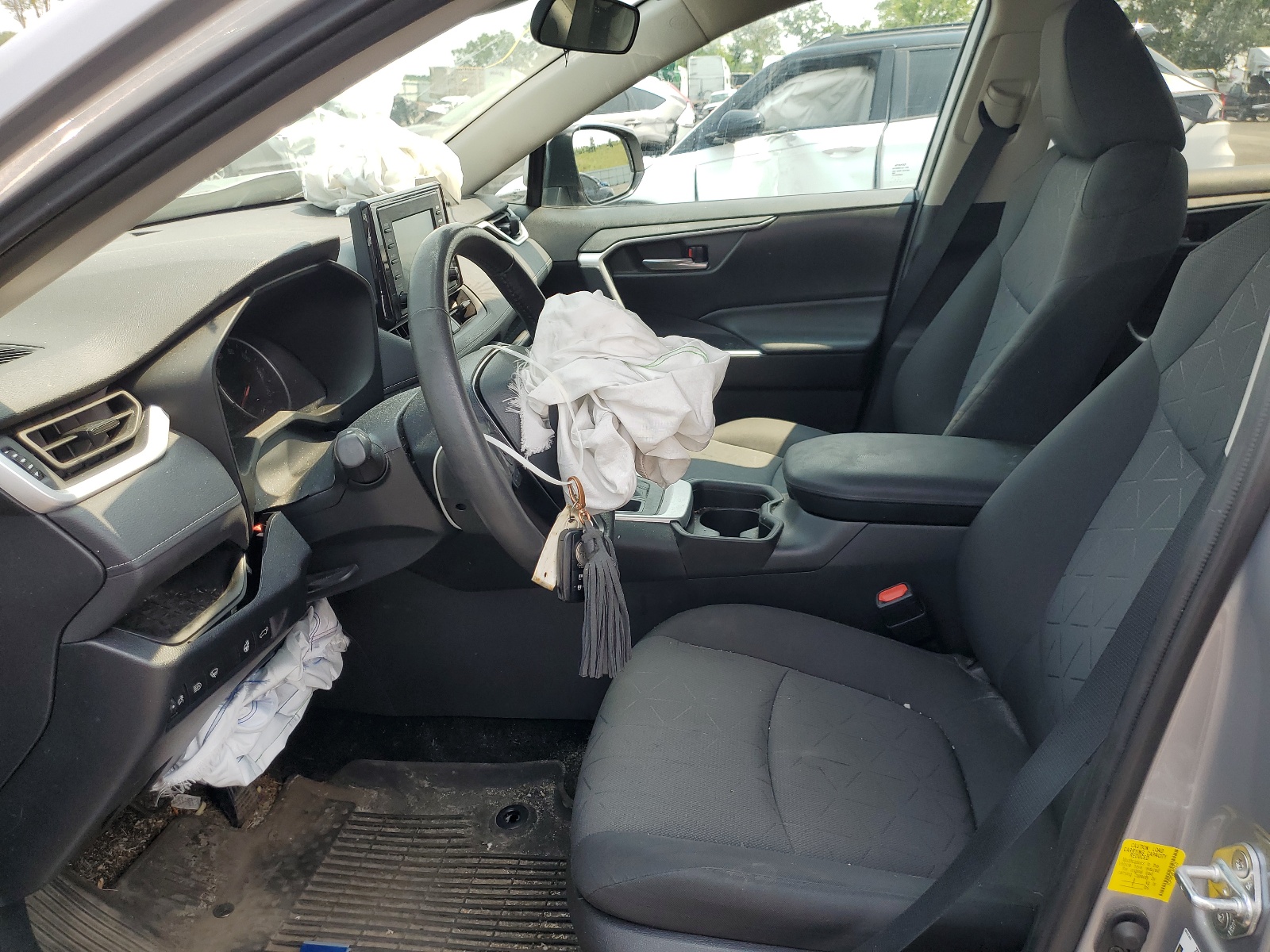 2T3P1RFV6LW131212 2020 Toyota Rav4 Xle