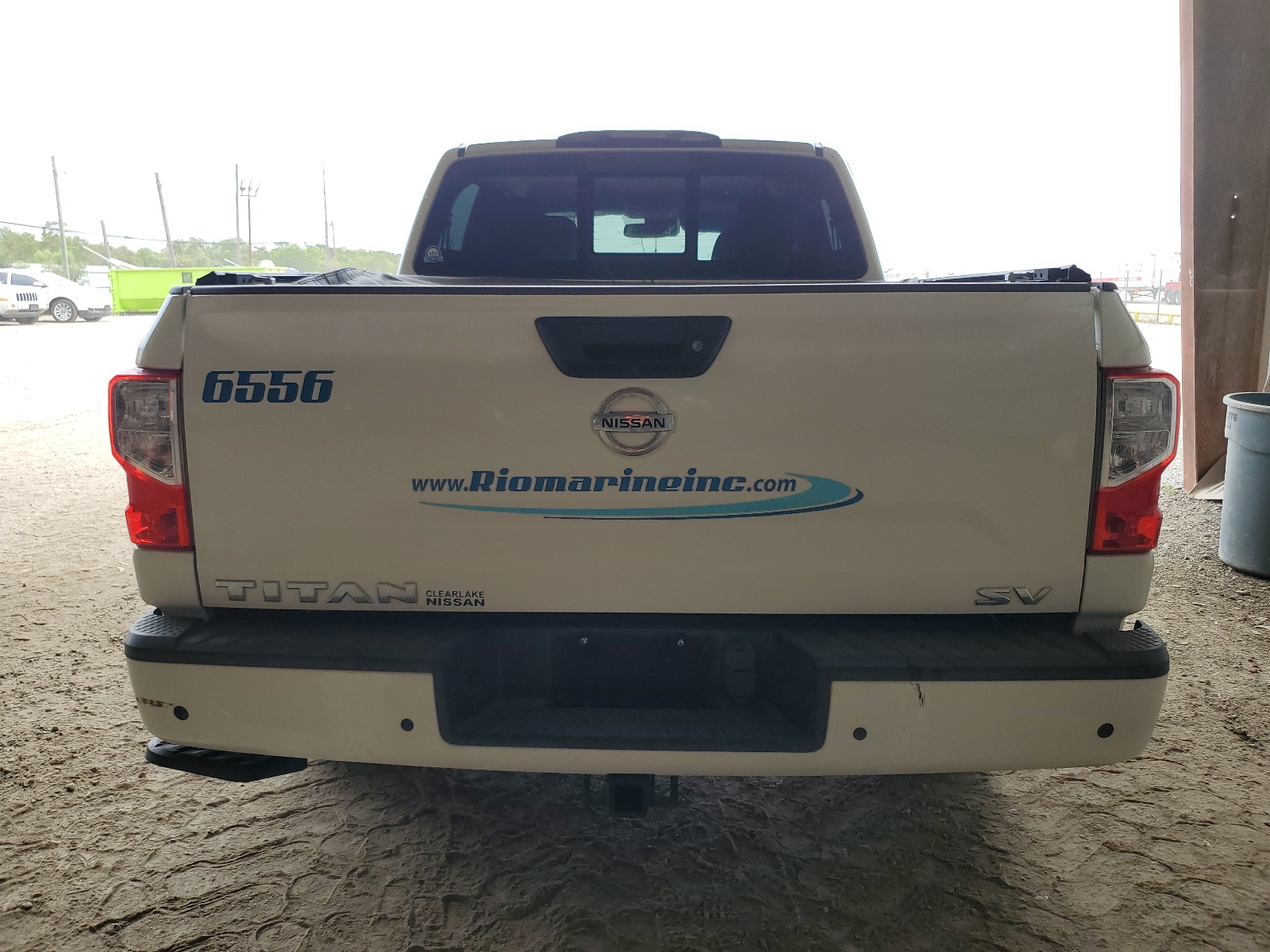 2021 Nissan Titan Sv vin: 1N6AA1EF9MN526556