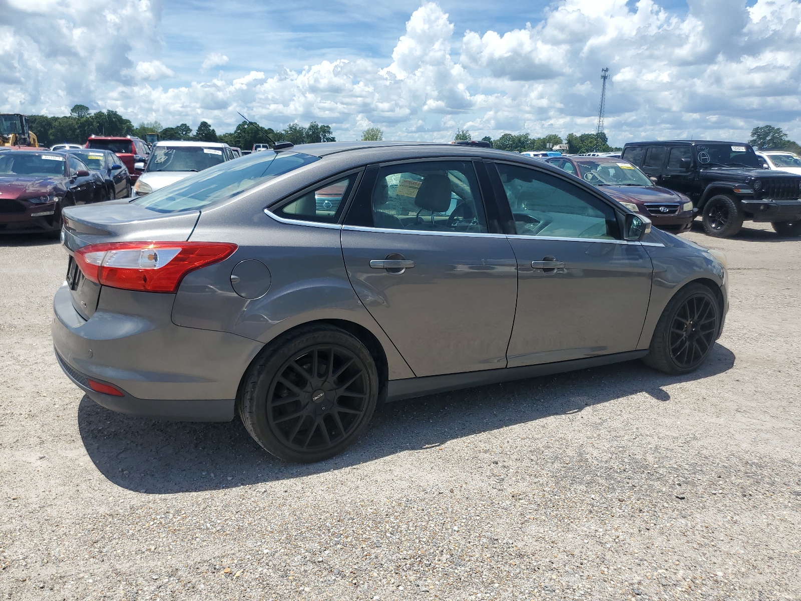 2012 Ford Focus Sel vin: 1FAHP3H27CL209685