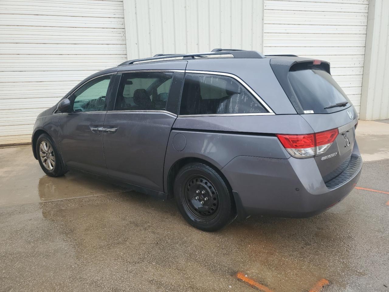 2014 Honda Odyssey - Image 2
