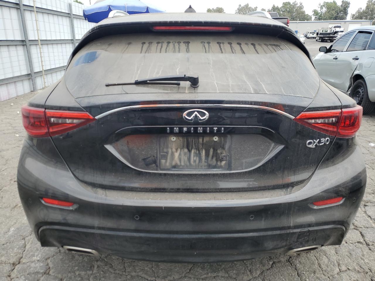 2017 Infiniti Qx30 Base VIN: SJKCH5CP5HA031727 Lot: 63151374